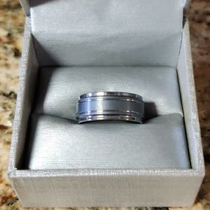 ***Zales men wedding band